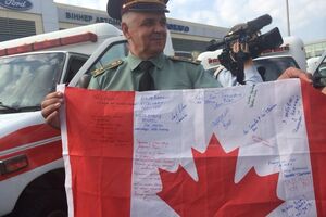 По словам посла, переданные Канадой кареты скорой помощи не прифронтовые