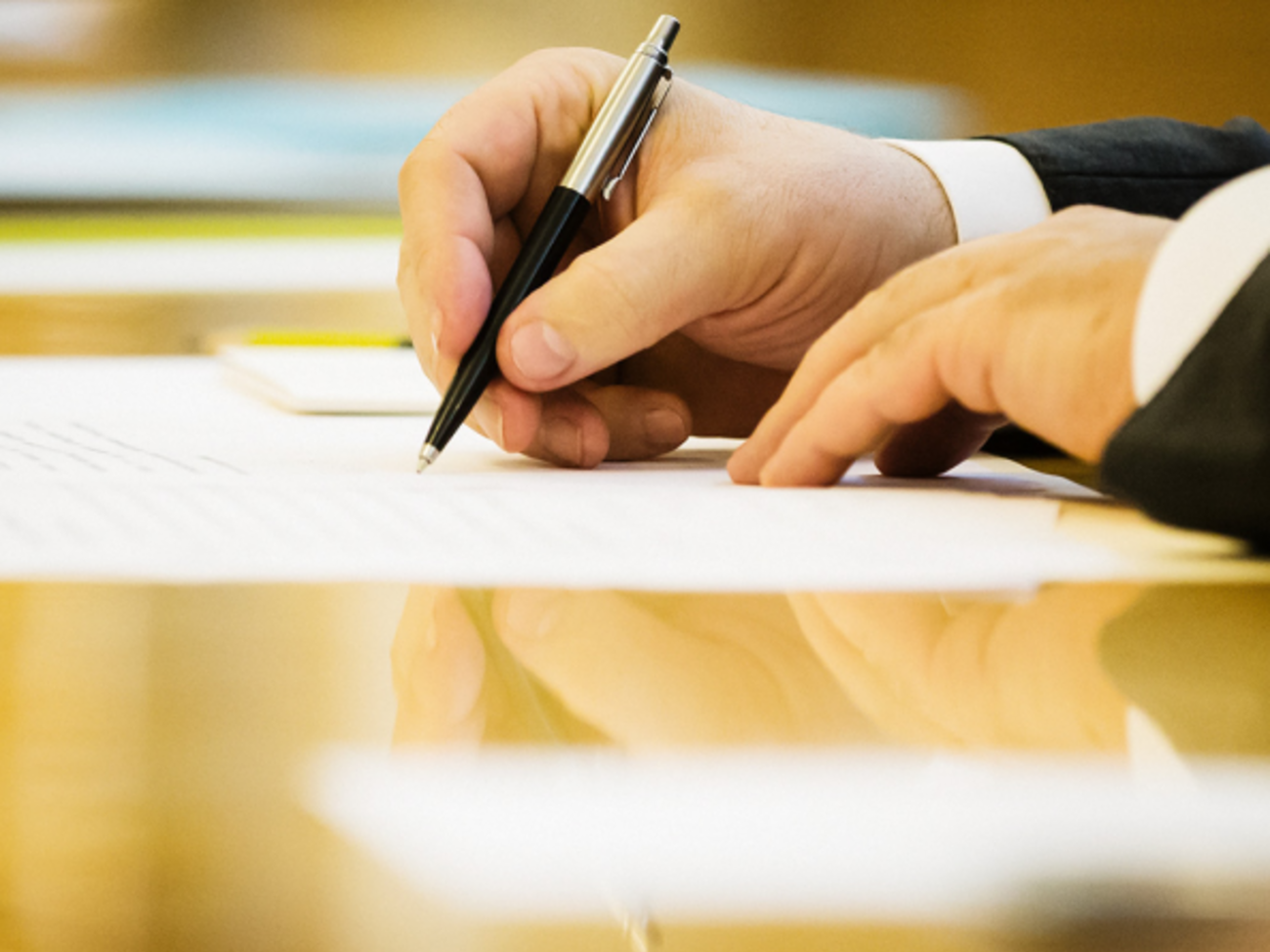 Порошенко ответил на три петиции