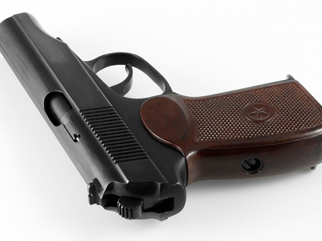 МВД: В результате стрельбы в Киеве ранен милиционер