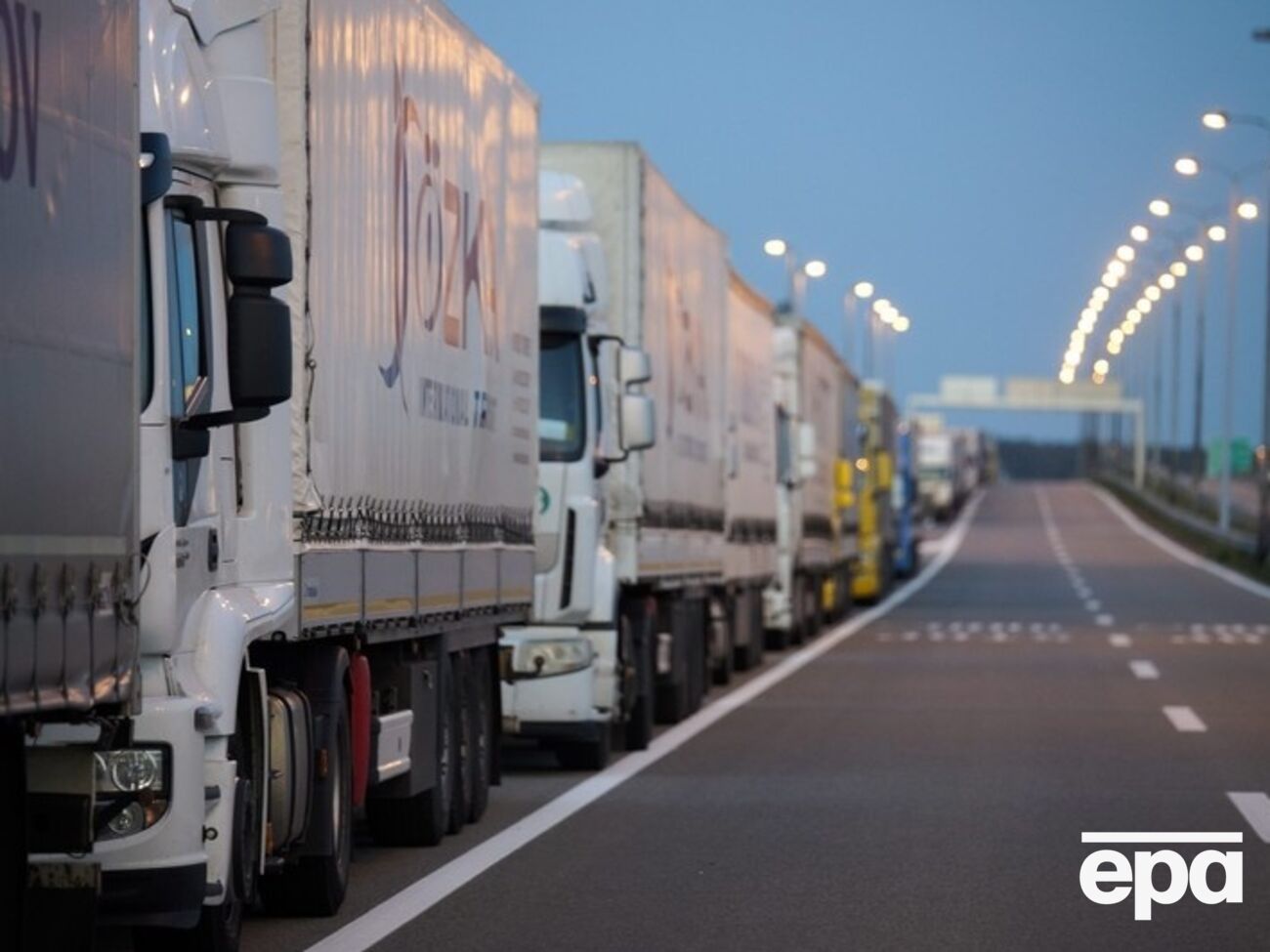 Водители протестуют против введенных ограничений на сербско-хорватской границе