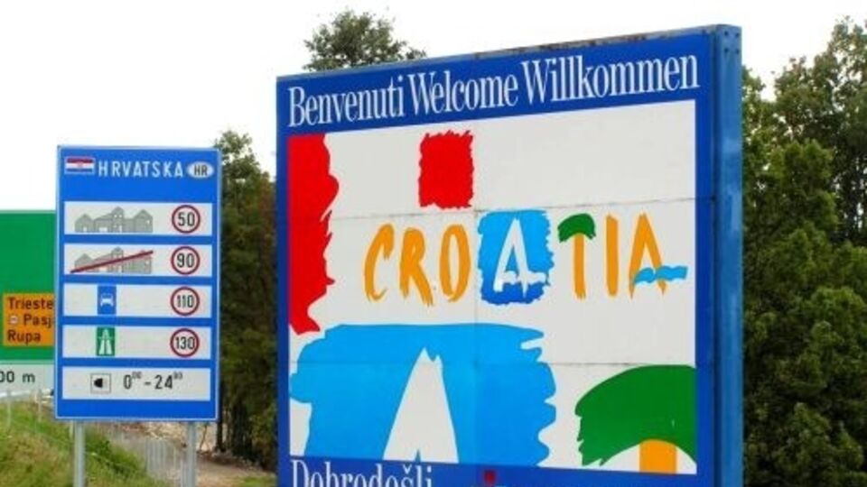 На границе Хорватии сербам теперь не рады