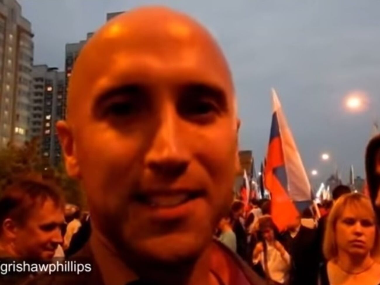 Филлипса выгнали с митинга в Москве: Кто ты такой, шестерка бандитская?