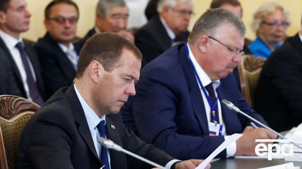 Медведев подписал постановление по цене пошлины газа для Украины