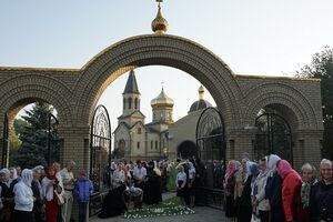 Украинские власти просят УПЦ МП убрать представительства с Донбасса