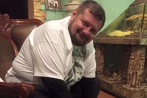 Лозовой: Врачи убедили Мосийчука прервать голодовку, поскольку из-за болезни и недавно перенесенной операции она могла повлечь серьезные последствия