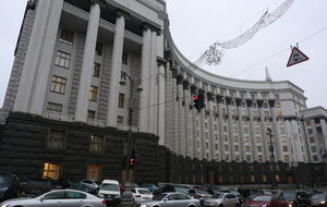 Кабмин: Компаниям, попавшим под санкции, запрещено участвовать в госзакупках