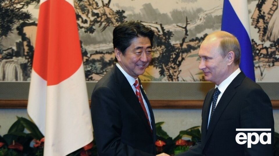 Абэ и Путин обсудят возможность заключения мирного договора