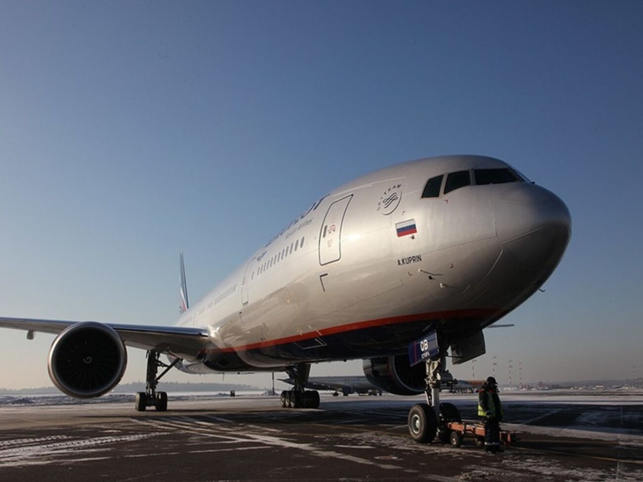 Российским авиакомпаниям, попавшим в санкционный список, запрещено осуществлять рейсы в украинские города