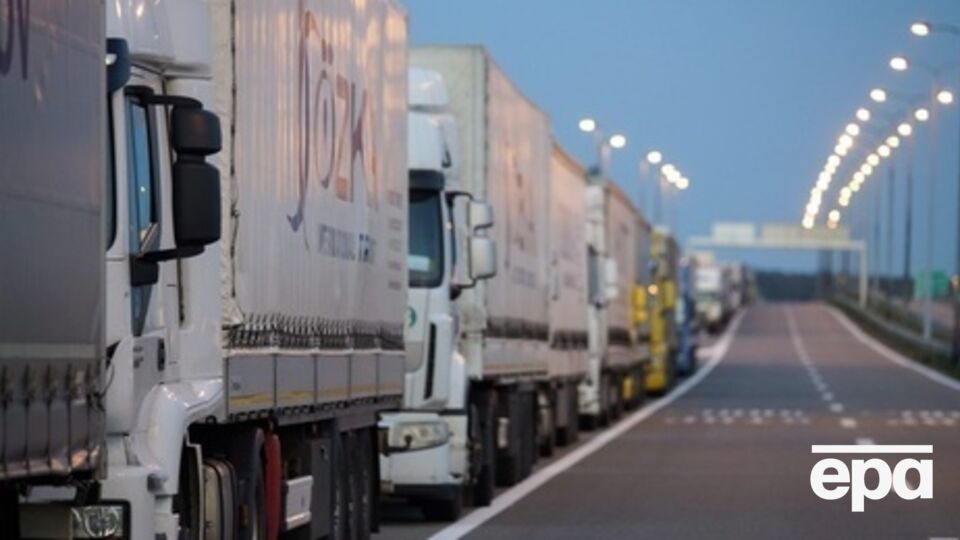 Граница Хорватии с Сербией в районе пропускного пункта Батровцы-Бараково снова открыта для проезда автотранспорта