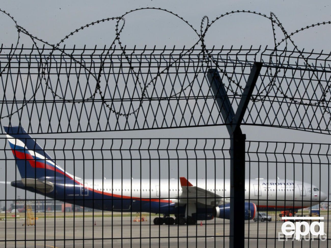 Кабинет Министров Украины запретил полеты российских авиакомпаний в Украину с 25 октября