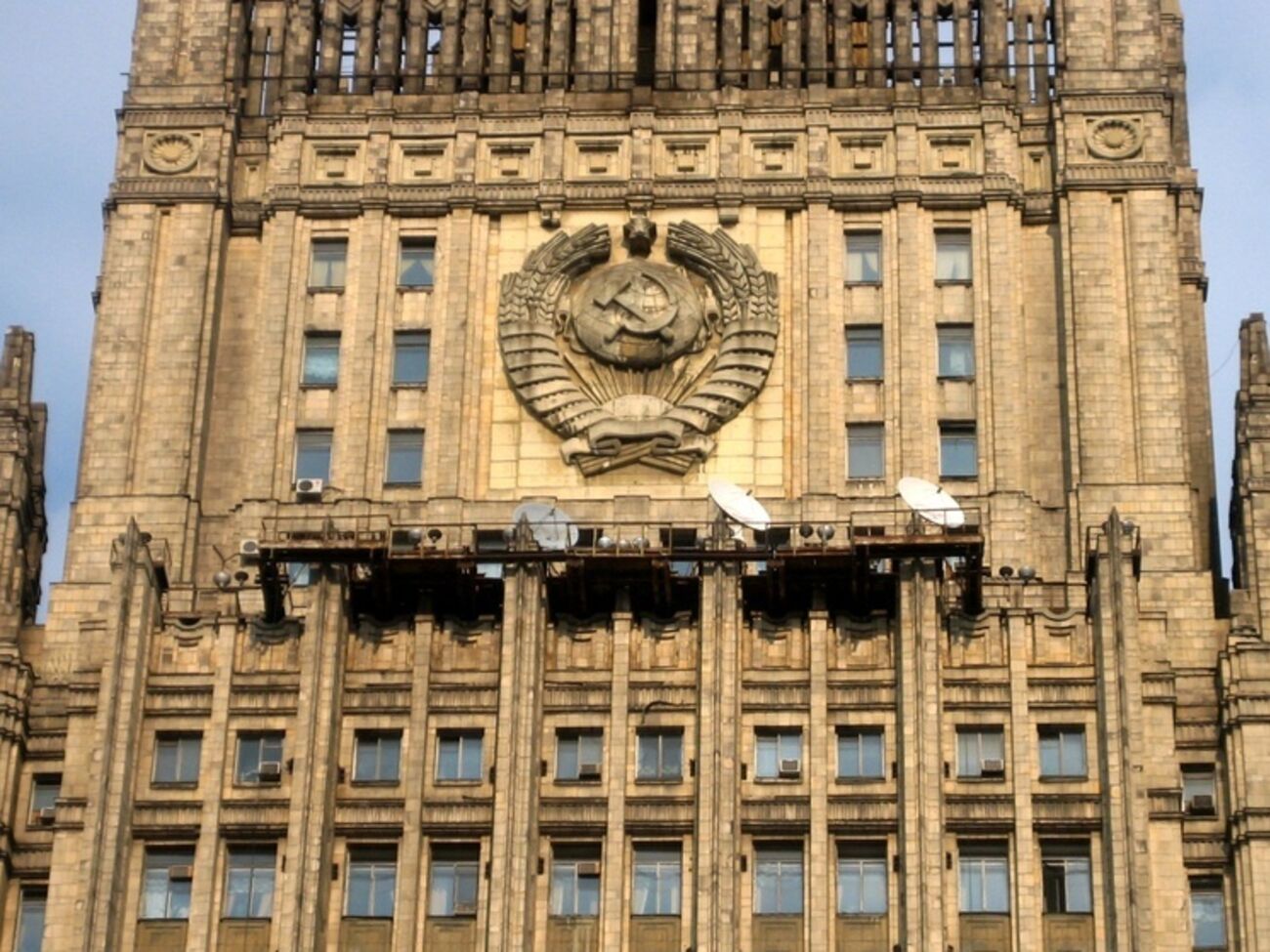 Включение крымских "чиновников" в санкционные списки Евросоюза вызывает у МИД РФ "полное отторжение"