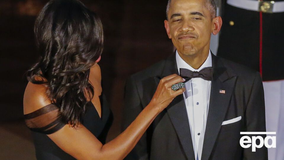 Мишель Обама надела платье от Веры Вонг на тожественный ужин в честь визита китайского президента и его супруги. Фоторепортаж