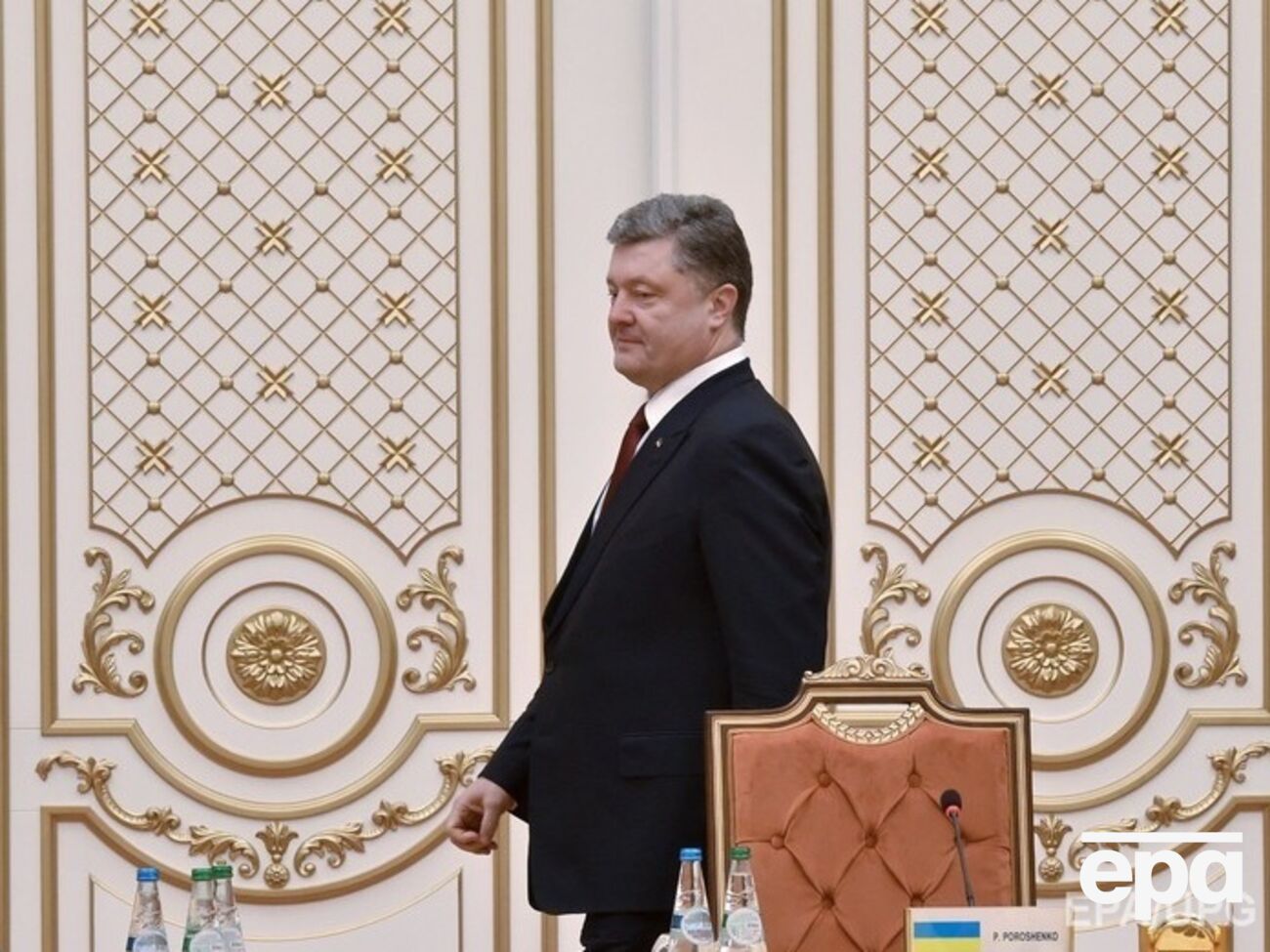 Киев ставит целью укрепление международной коалиции в поддержку Украины, заявил Порошенко