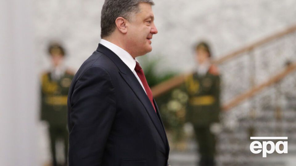 Украина делает все, чтобы не допустить проведения "выборов" на оккупированной части Донбасса, заявил Порошенко