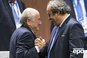 Деятельность Блаттера и Платини расследует ФИФА