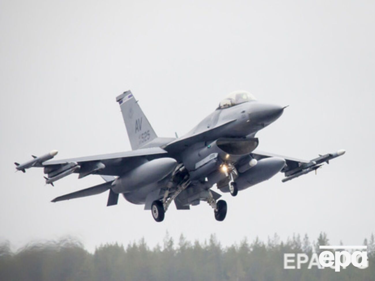 В авиаударе участвовали шесть самолетов, в том числе пять французских Rafale