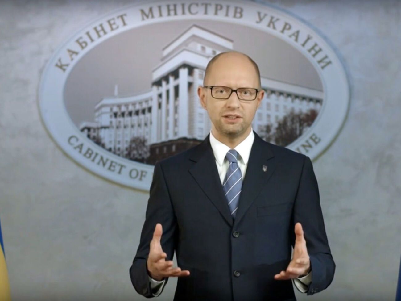 Яценюк: Никогда правительство Украины не будет вести разговор с террористами и бандитами