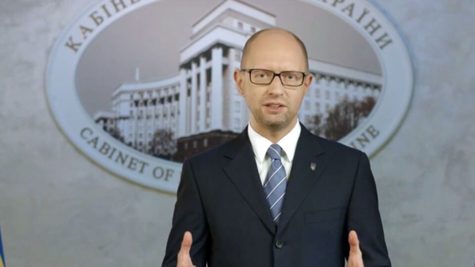 Яценюк: Никогда правительство Украины не будет вести разговор с террористами и бандитами