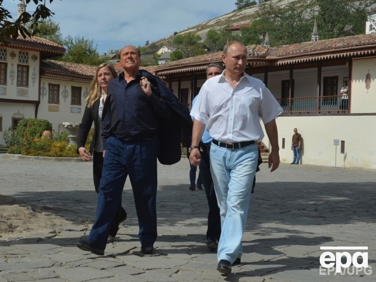 Путин водил Берлускони в Ханский дворец в Бахчисарае