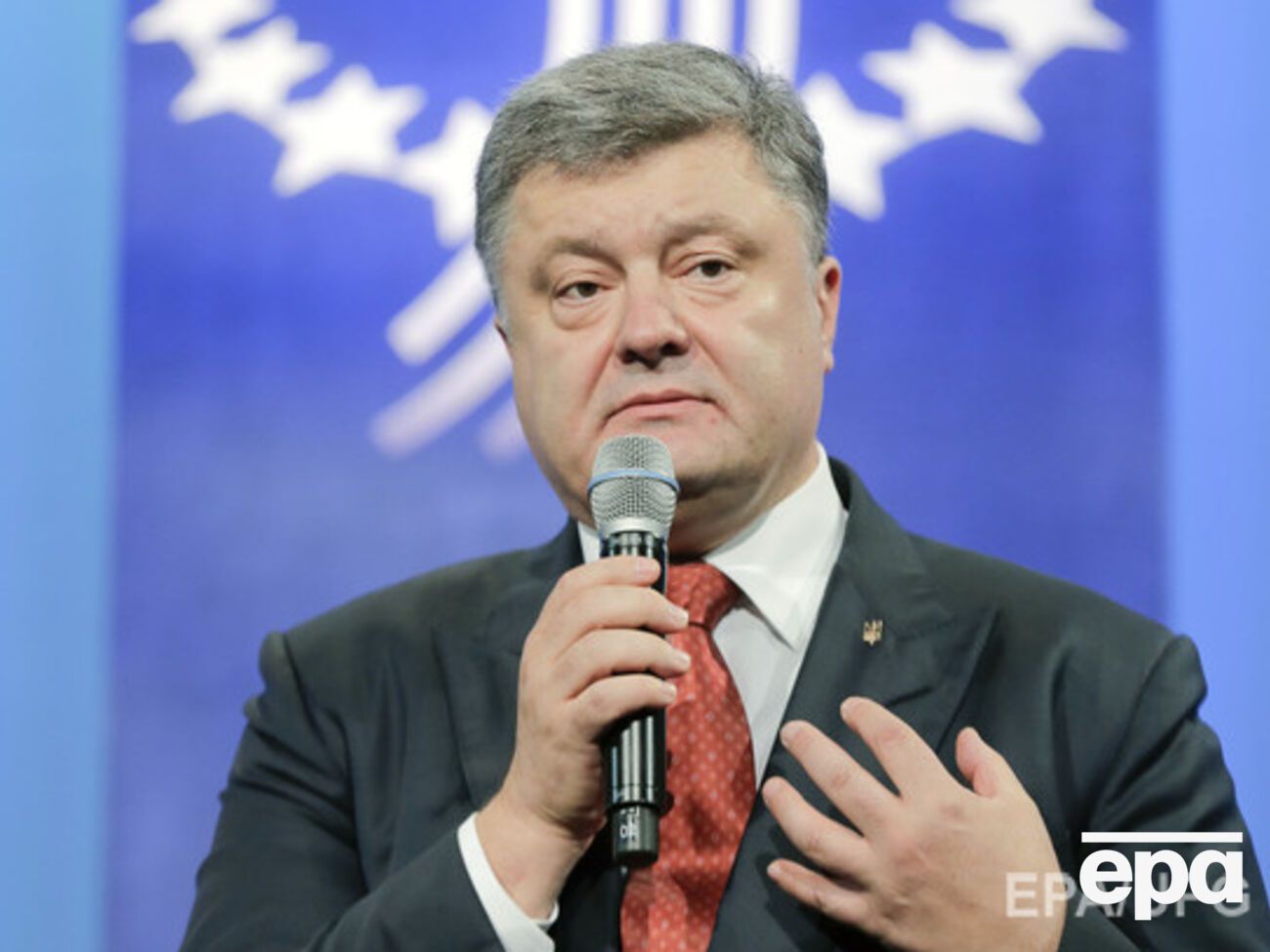 Петр Порошенко:&nbsp;Речь идет о том, чтобы наложить ограничения по поводу неприменения права вето в вопросах, где речь идет о массовой гибели людей