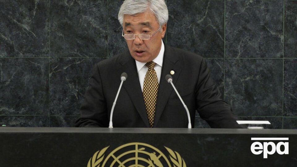 Идрисов заявил, что, хоть государственное устройство Казахстана и можно назвать автократичным, казахи живут счастливее, чем украинцы или сирийцы