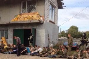 Задержано 35 жителей Киевской области в возрасте от 25 до 35 лет, среди них четыре женщины