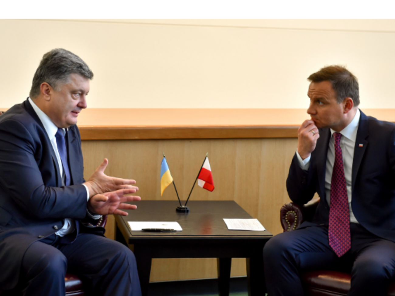 Порошенко и Дуда осудили проведение псевдовыборов на оккупированных территориях и согласились, что если они состоятся, должна быть усилена военно-техническая помощь Украине