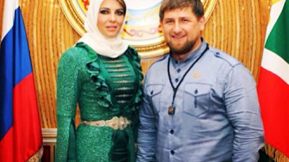 Кадыров заявил, что чеченская культура не предполагает открытых свадебных платьев