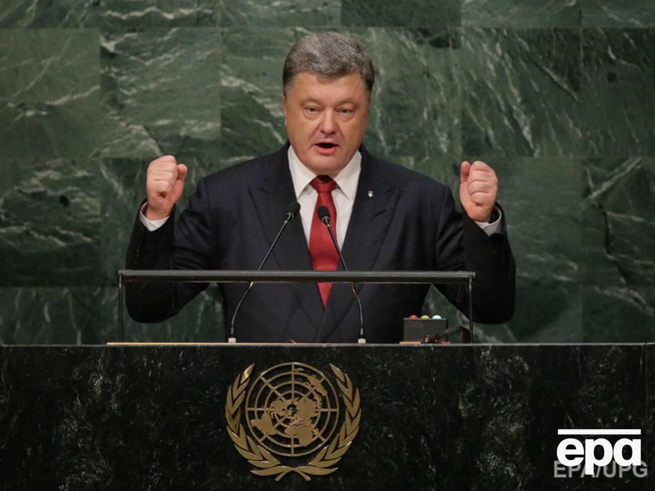 Вследствие российской агрессии пострадали миллионы украинцев, заявил Порошенко