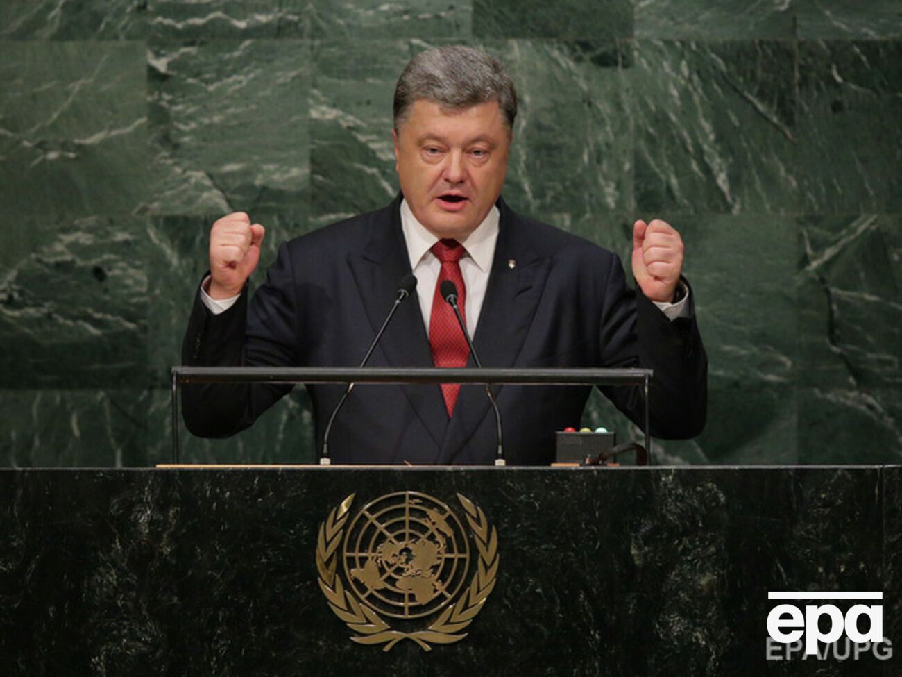 Петр Порошенко:&nbsp;Свобода, мир, уважение к суверенитету и территориальной целостности &ndash; Украина не требует больше.