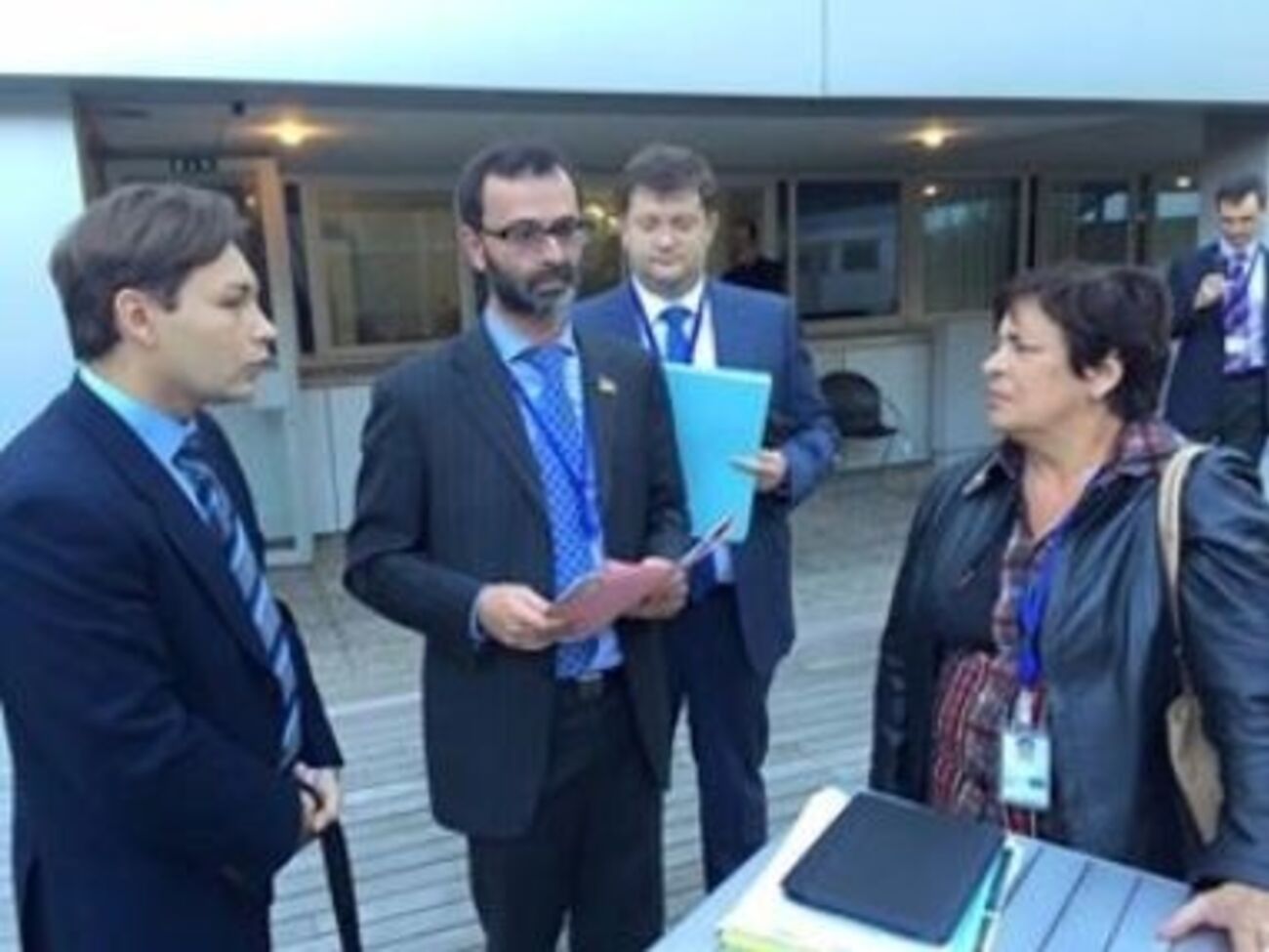 Украинские депутаты вручили подозрение ГПУ о совершении уголовного преступления депутату французского парламента Мари-Кристин Даллоз