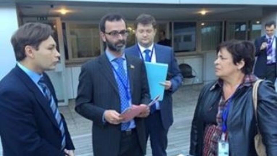 Украинские депутаты вручили подозрение ГПУ о совершении уголовного преступления депутату французского парламента Мари-Кристин Даллоз