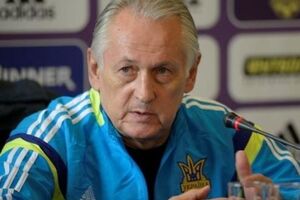 Фоменко вызвал 25 футболистов