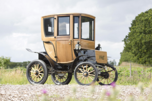 Автомобиль был выпущен в 1905 году