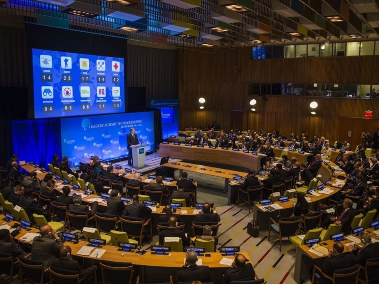 Порошенко: ООН должна решать текущие проблемы безопасности путем эффективного реформирования своих возможностей по поддержанию мира