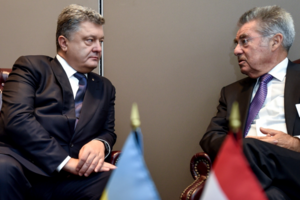 Петр Порошенко договорился с Хайнцем Фишером о расширении сотрудничества между Украиной и Австрией