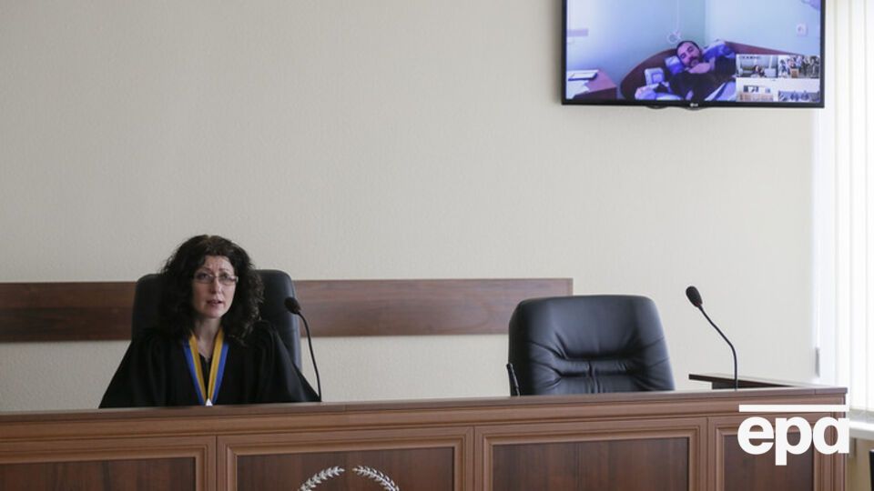 Суд продлил арест задержанных российских военных