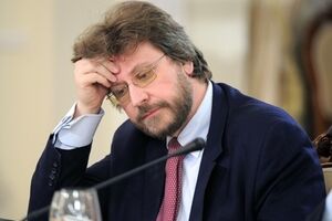 Российский политолог Федор Лукьянов: Если украинские правители полагали, что весь мир будет говорить насчет их проблем всегда, то это очень наивно и странно