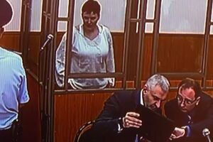 Савченко дает показания в суде