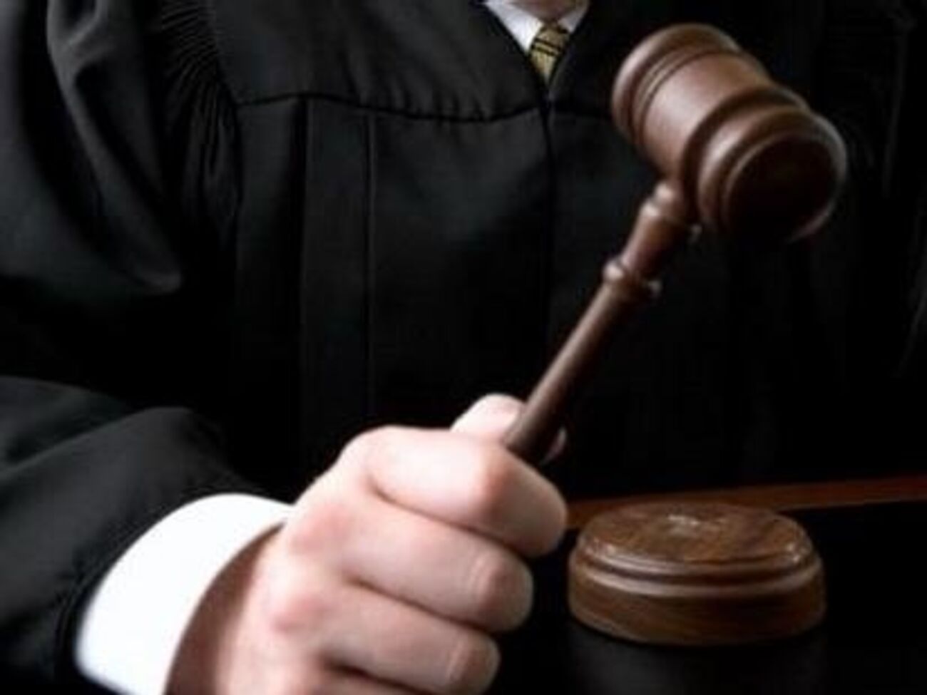 Под домашним арестом экс-беркутовец будет находиться до седьмого ноября