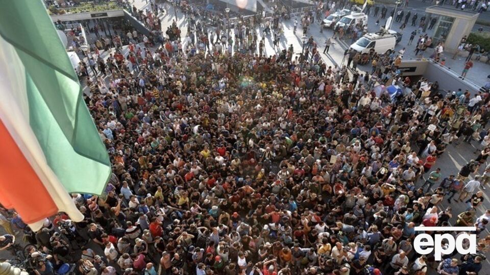 Ситуация с мигрантами в Венгрии приобретает пугающие масштабы