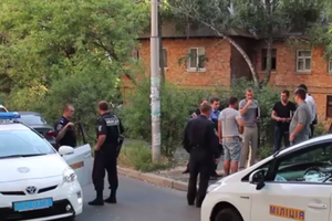 Опрос потерпевшего и свидетелей на месте ограбления позволил быстро выйти на след преступников