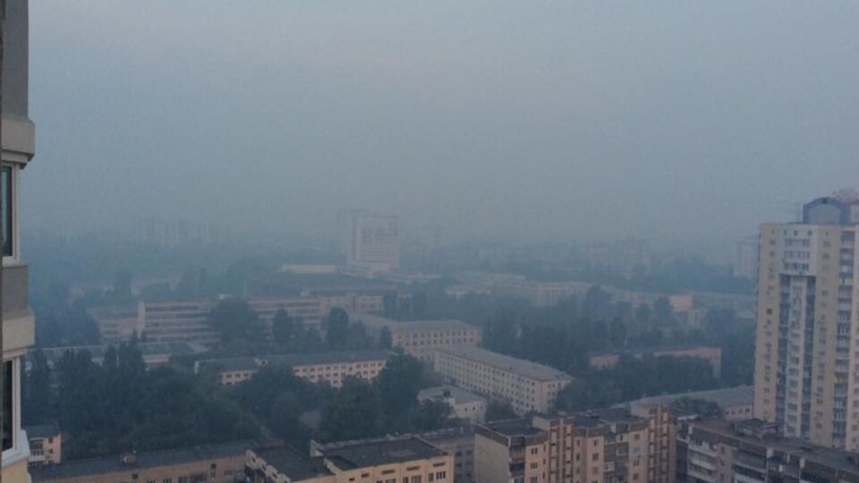 В Киеве продолжают фиксировать чрезмерное загрязнение воздуха