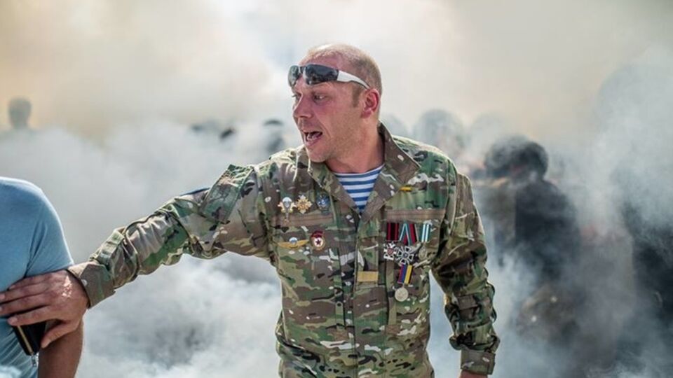 Десантник Шевченко: Изменять Конституцию сможет только народ. По этому вопросу должен быть референдум