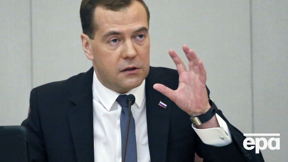 Дмитрий Медведев сказал, что цель авиационной базы – охрана воздушной границы союзного государства Беларуси и России