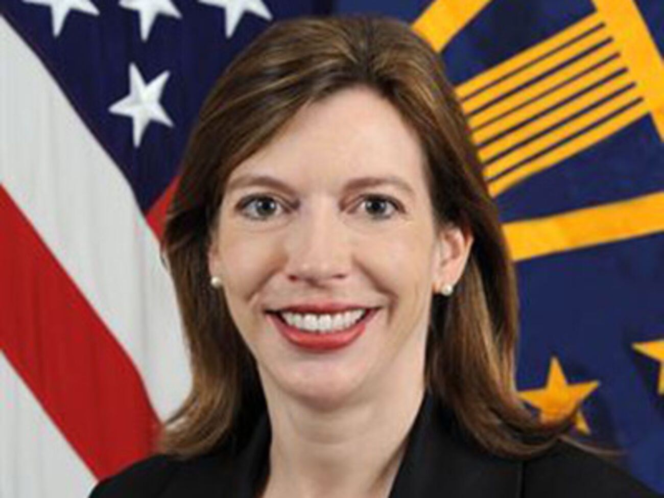 Эвелин Фаркас отстаивала жесткую позицию в отношении России