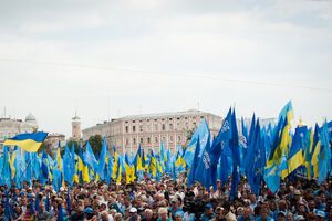 Рейтинг Партии регионов упал на 20%