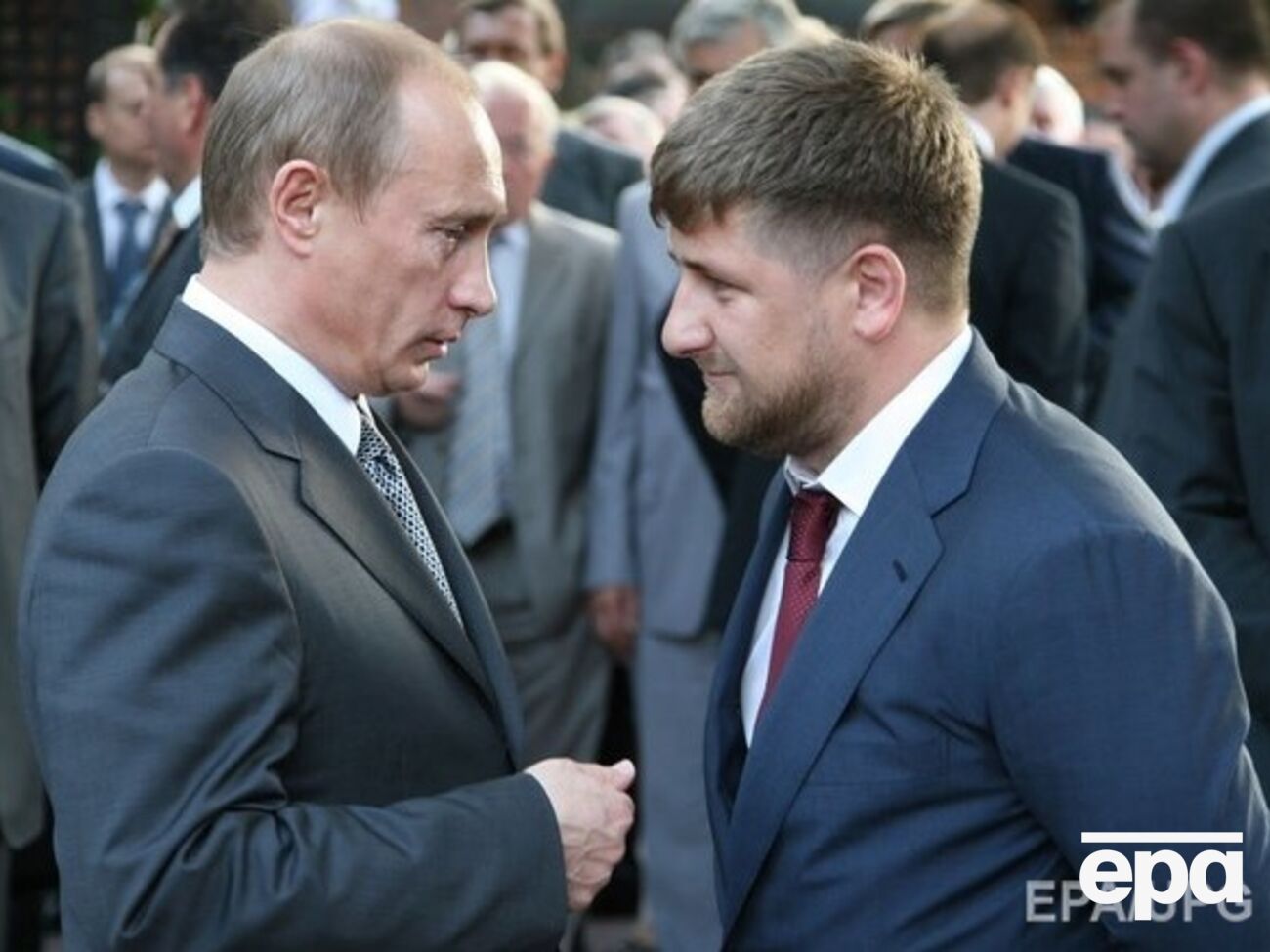 Кадыров поддерживает решение Путина "уничтожить террористов в их логове" и готов отправить чеченскую пехоту в Сирию