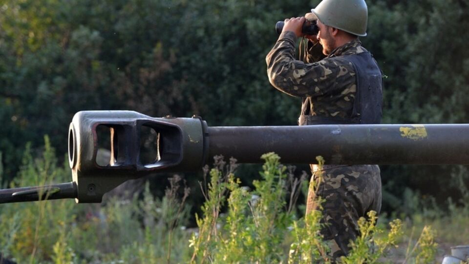 Селезнев: Мы готовы для снижения уровня напряжения на востоке нашей страны отвести вооружение