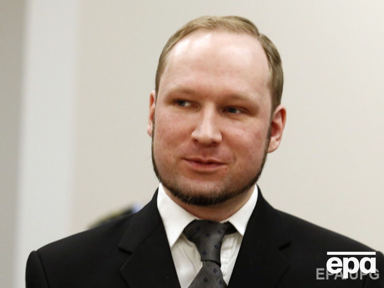 Жертвами терактов Брейвика стали 77 человек